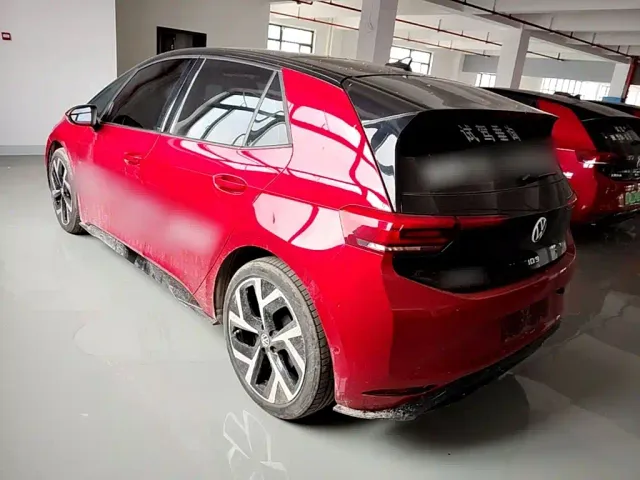 Volkswagen ID.3 — Фото автомобиля 4