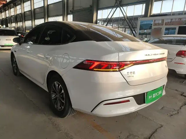 BYD Qin PLUS — Фото автомобиля 4