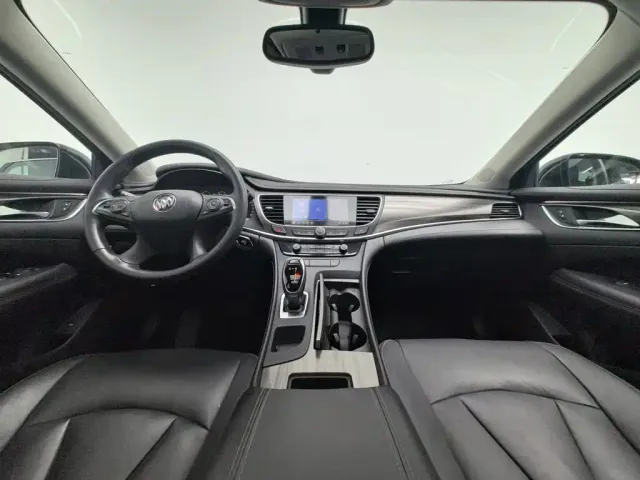 Buick LaCrosse — Фото автомобиля 5