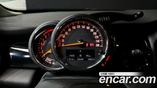 MINI Cooper — Фото автомобиля 8