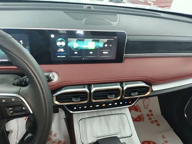 Jetour X70 Plus — Фото автомобиля 12