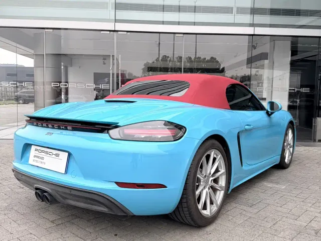 Porsche 718 — Фото автомобиля 7