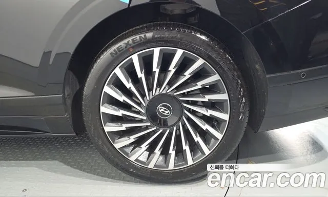 Hyundai Grandeur GN7 — Фото автомобиля 6