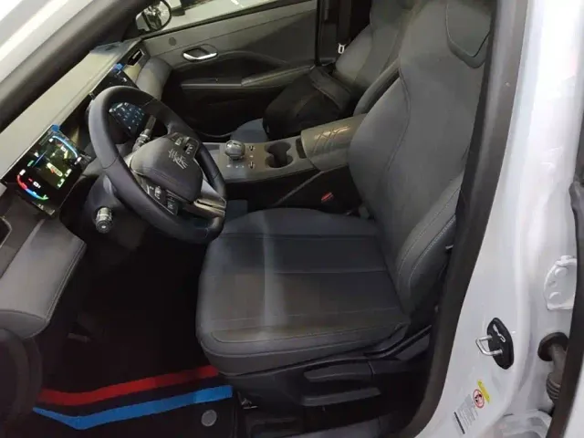 BYD Qin PLUS — Фото автомобиля 14