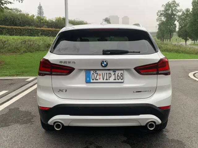 BMW X1 — Фото автомобиля 6