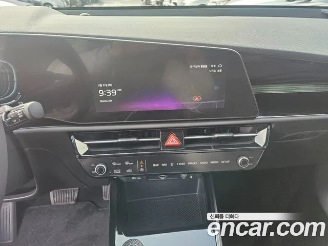 Kia Niro The All New Niro Prestige — Фото автомобиля 18