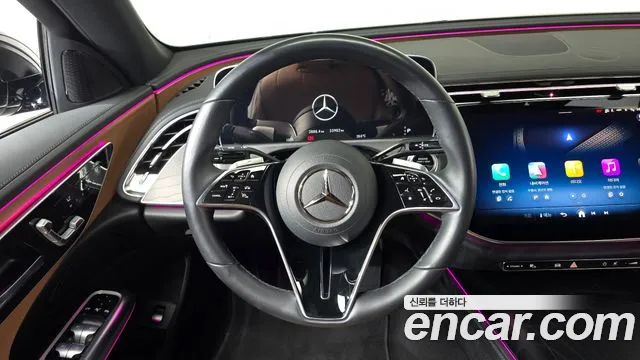 Mercedes-Benz E-Class — Фото автомобиля 13