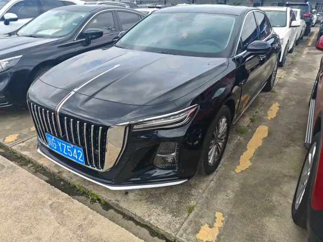 Фотография автомобиля — Hongqi H5