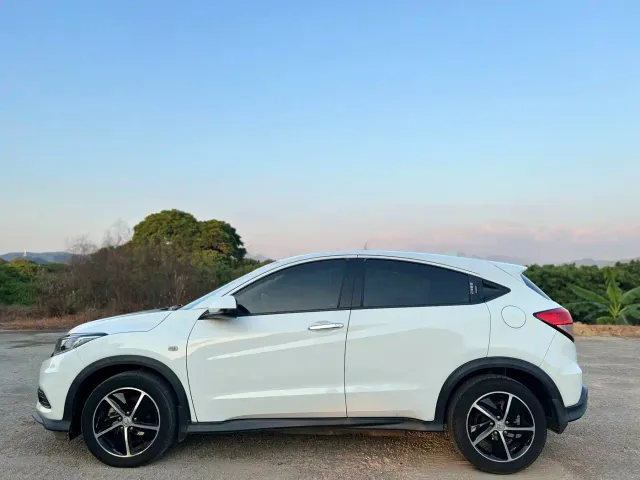 Honda Vezel — Фото автомобиля 14