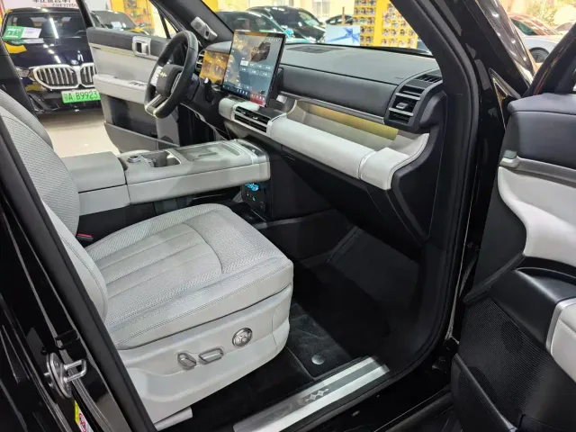 BYD FangChengBao Titanium 7 — Фото автомобиля 11
