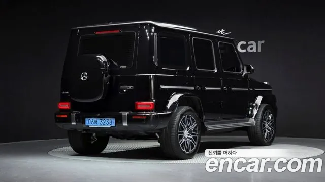 Mercedes-Benz G-Class — Фото автомобиля 2