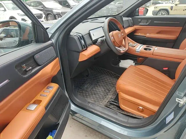 Jetour X70L — Фото автомобиля 15