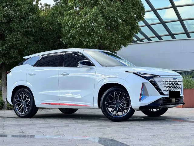 Changan Z6 — Фото автомобиля 8