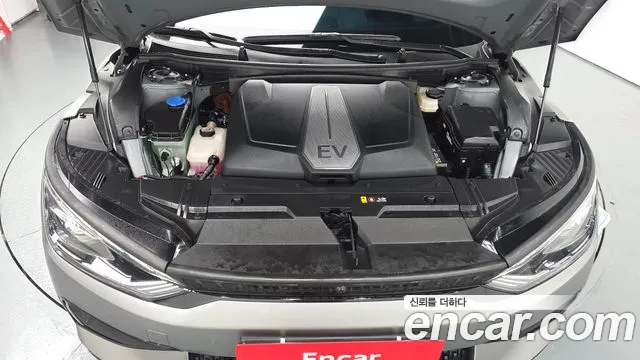 Kia EV6 — Фото автомобиля 5