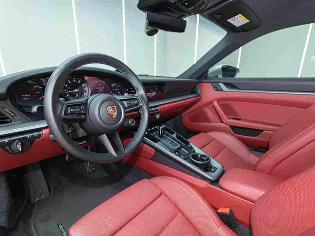 Porsche 911 — Фото автомобиля 15
