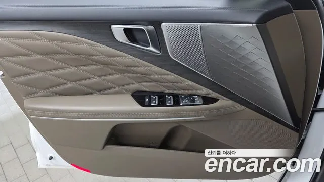 Kia K8 Hybrid — Фото автомобиля 13