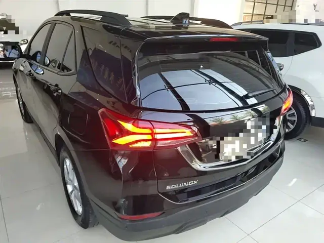 Chevrolet Equinox — Фото автомобиля 4