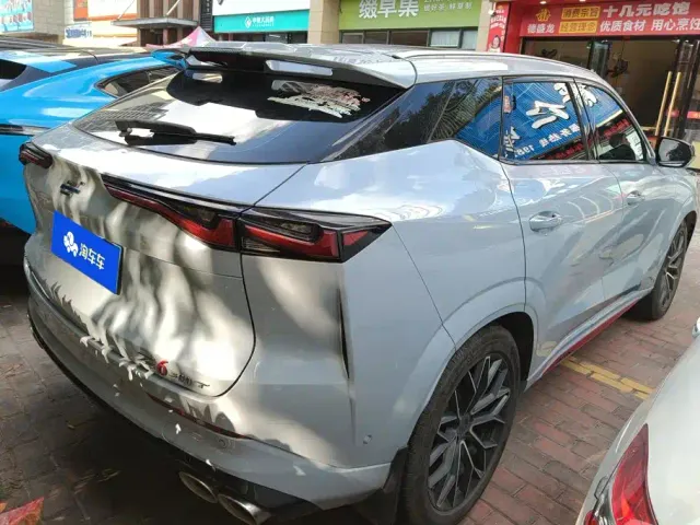 Changan Z6 — Фото автомобиля 3