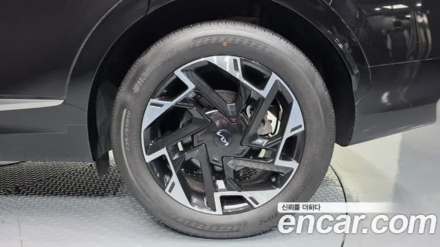 Kia Sportage Sportage 5-е поколение Бензин 1.6 турбо 2WD — Фото автомобиля 20
