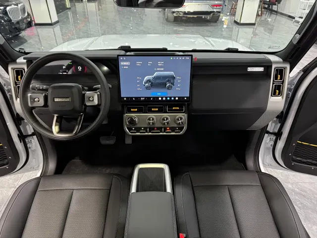 iCAR V23 — Фото автомобиля 6
