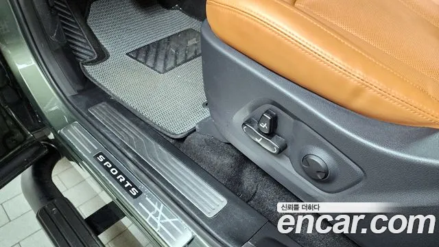 KG_Mobility_Ssangyong Rexton Новый Rexton Sport Дизель 2.2 4WD — Фото автомобиля 18
