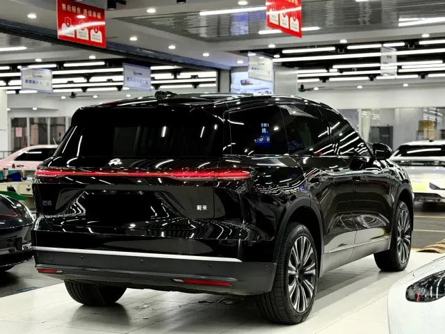 Nio ES8 — Фото автомобиля 6