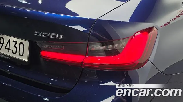 BMW 3-Series 3 серия (G20) 320i M Sport — Фото автомобиля 19