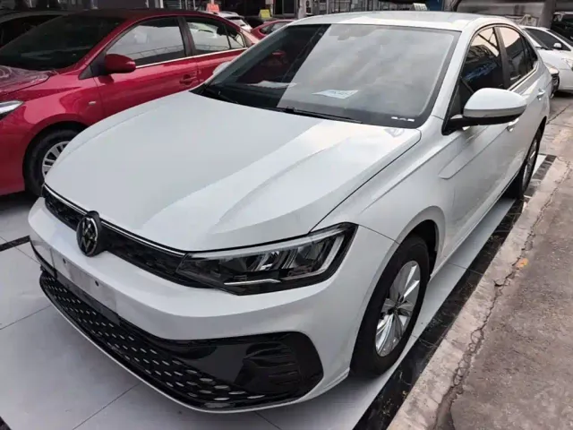 Фотография автомобиля — Volkswagen Lavida