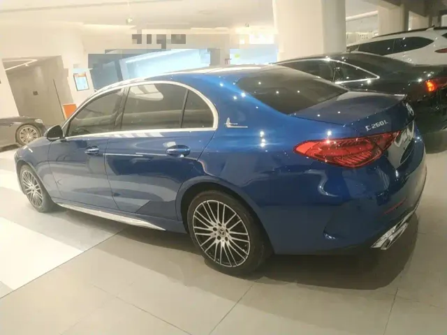 Mercedes-Benz C-Class — Фото автомобиля 20