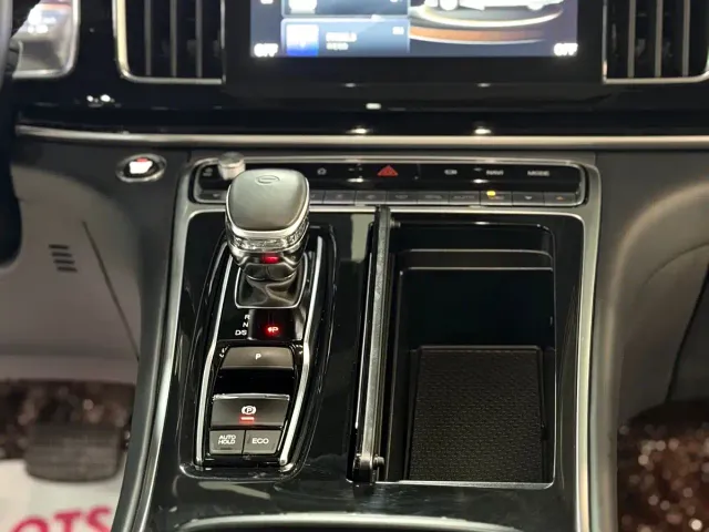 GAC Trumpchi Trumpchi M8 2023 Leading Series 390T Prestige Edition — Фото автомобиля 5