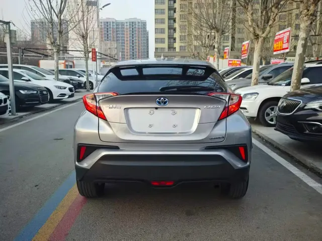Toyota Toyota IZOA 2022 Hybrid 2.0L Yixing Edition — Фото автомобиля 21