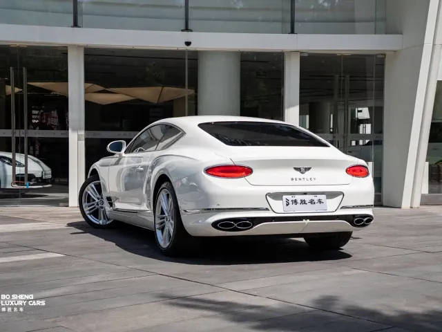 Bentley Continental — Фото автомобиля 6