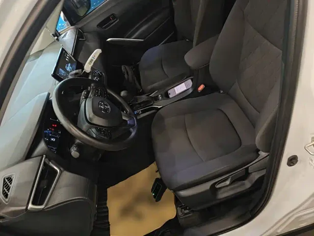 Toyota Corolla Cross — Фото автомобиля 14