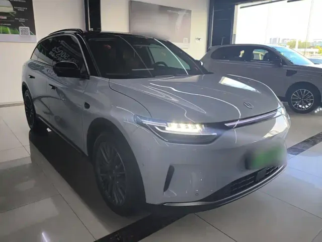 Leapmotor C11 — Фото автомобиля 3