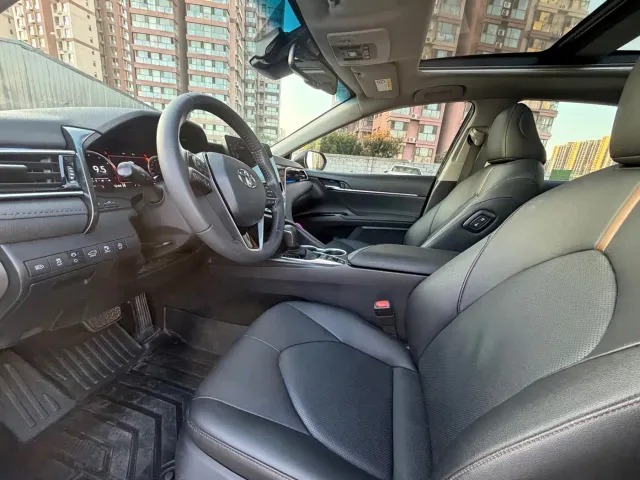 Toyota Camry — Фото автомобиля 7
