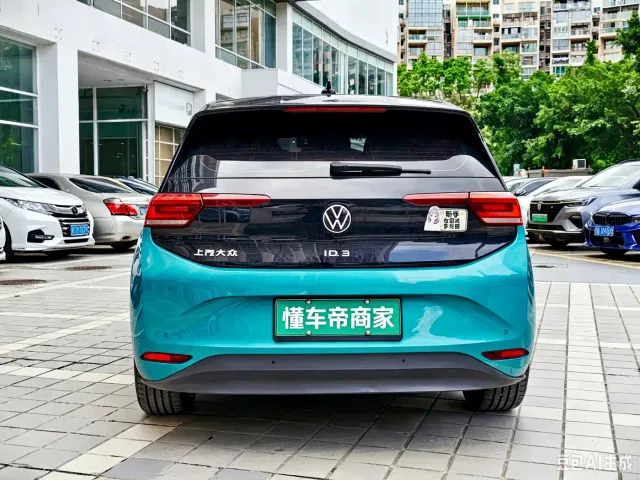 Volkswagen ID.3 — Фото автомобиля 5