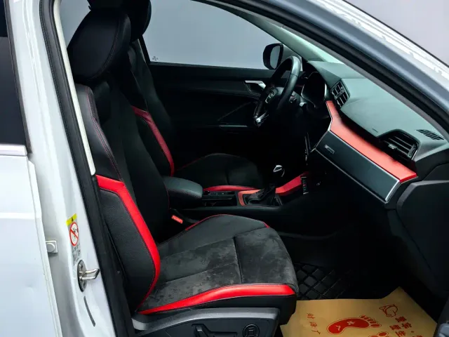 Audi Q3 — Фото автомобиля 21