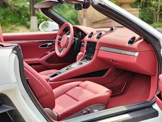 Porsche 718 — Фото автомобиля 7
