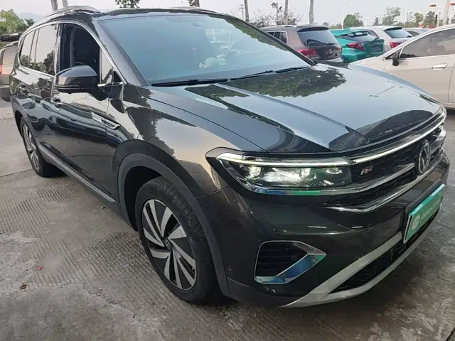 Volkswagen Volkswagen Talagon 2021 330TSI 2WD Luxury Premium Edition — Фото автомобиля 3
