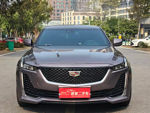 Cadillac CT5 — Фото автомобиля 2