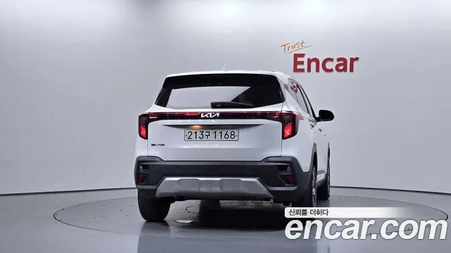 Kia Seltos New — Фото автомобиля 4