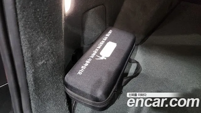 Genesis GV80 2.5T Бензин AWD — Фото автомобиля 30