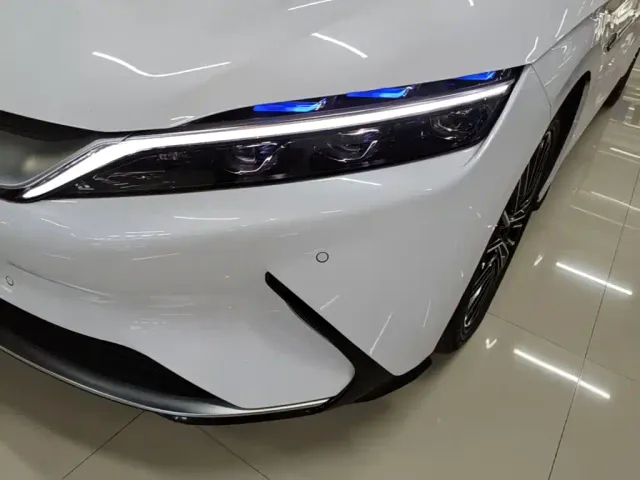 BYD Han — Фото автомобиля 17