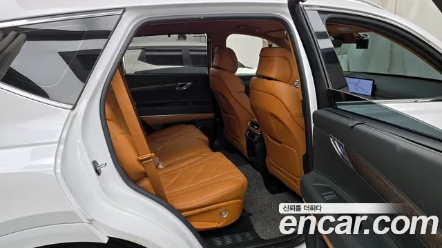 Genesis GV80 2.5T Бензин AWD — Фото автомобиля 12