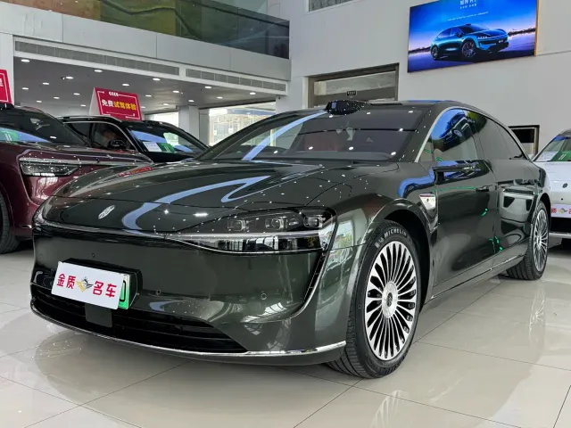 Фотография автомобиля — Stelato S9T