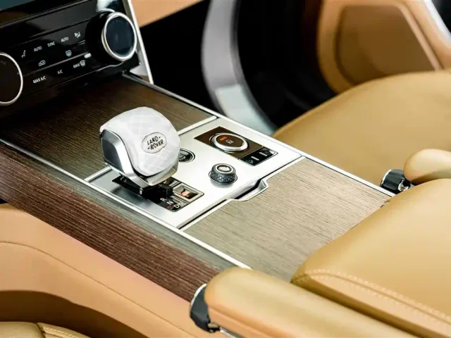 Land Rover Range Rover — Фото автомобиля 12