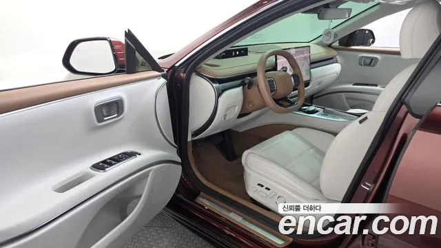 Hyundai Grandeur GN7 — Фото автомобиля 10