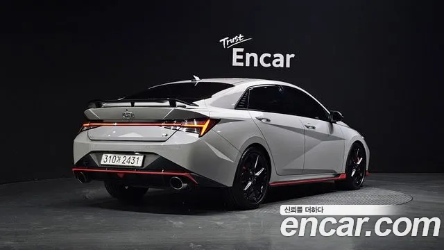 Hyundai AVANTE — Фото автомобиля 2