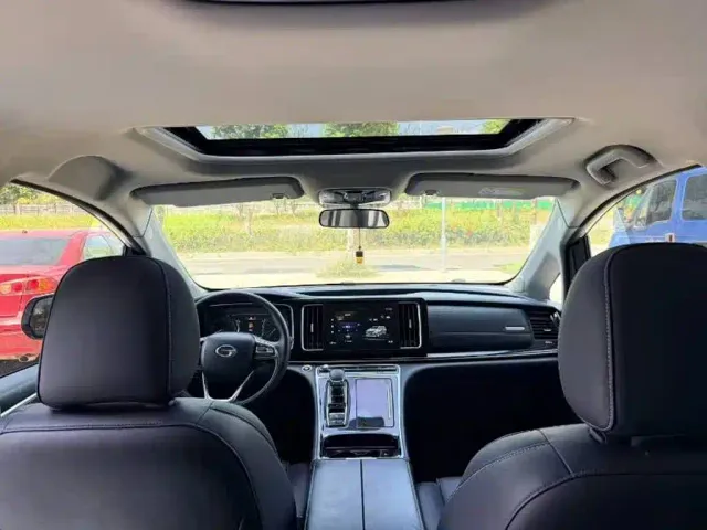 GAC Trumpchi M8 — Фото автомобиля 9