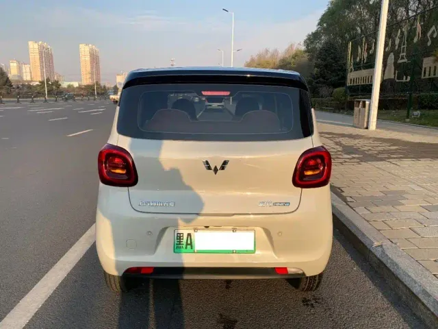 Wuling Hongguang Mini EV — Фото автомобиля 6